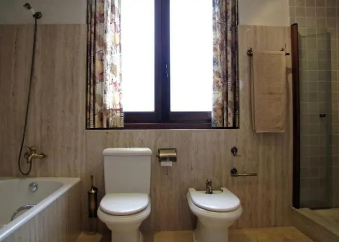 San Lorenzo Дом отдыха Коваледа